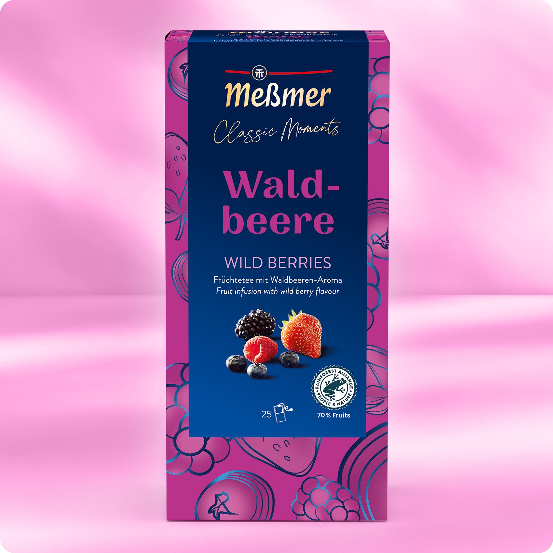 Eine Schachtel Meßmer DE Waldbeere-Tee mit Abbildungen von Brombeeren, Himbeeren und Erdbeeren auf einem lila-rosa Hintergrund. Der deutsche Text gibt an, dass sie 25 Teebeutel enthält.